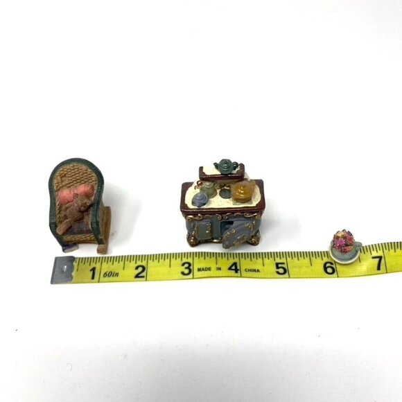 Avon Victorian Memories Dollhouse Stove, Wicker Rocking Chair, Flower Pot - Picture 2 of 9